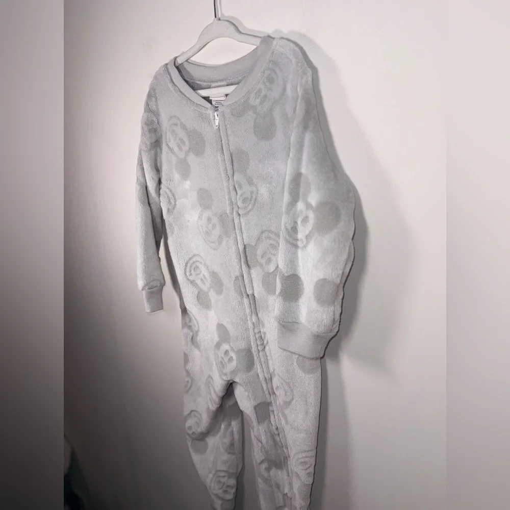 Disney Toddler Kids Gray Mickey Mouse Fleece One-Piece Footie Pajamas Size 4T